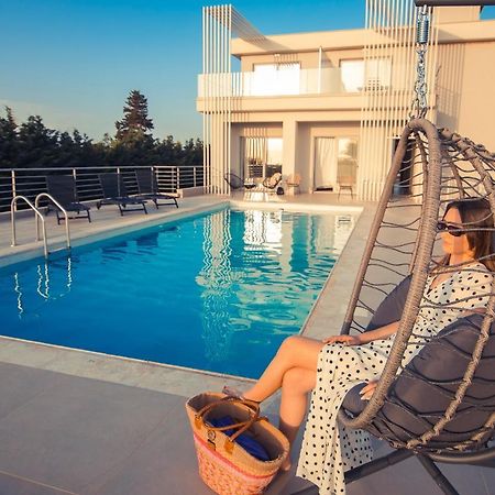 Io Luxury Pool & Hot Tub Suites Preveza Exteriör bild
