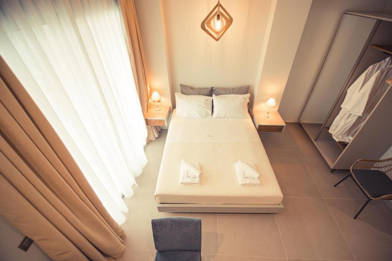 Io Luxury Pool & Hot Tub Suites Preveza Exteriör bild