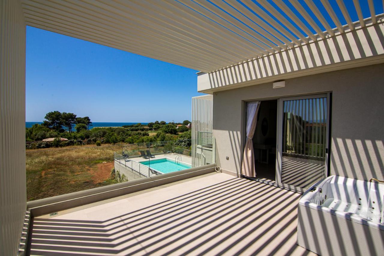Io Luxury Pool & Hot Tub Suites Preveza Exteriör bild