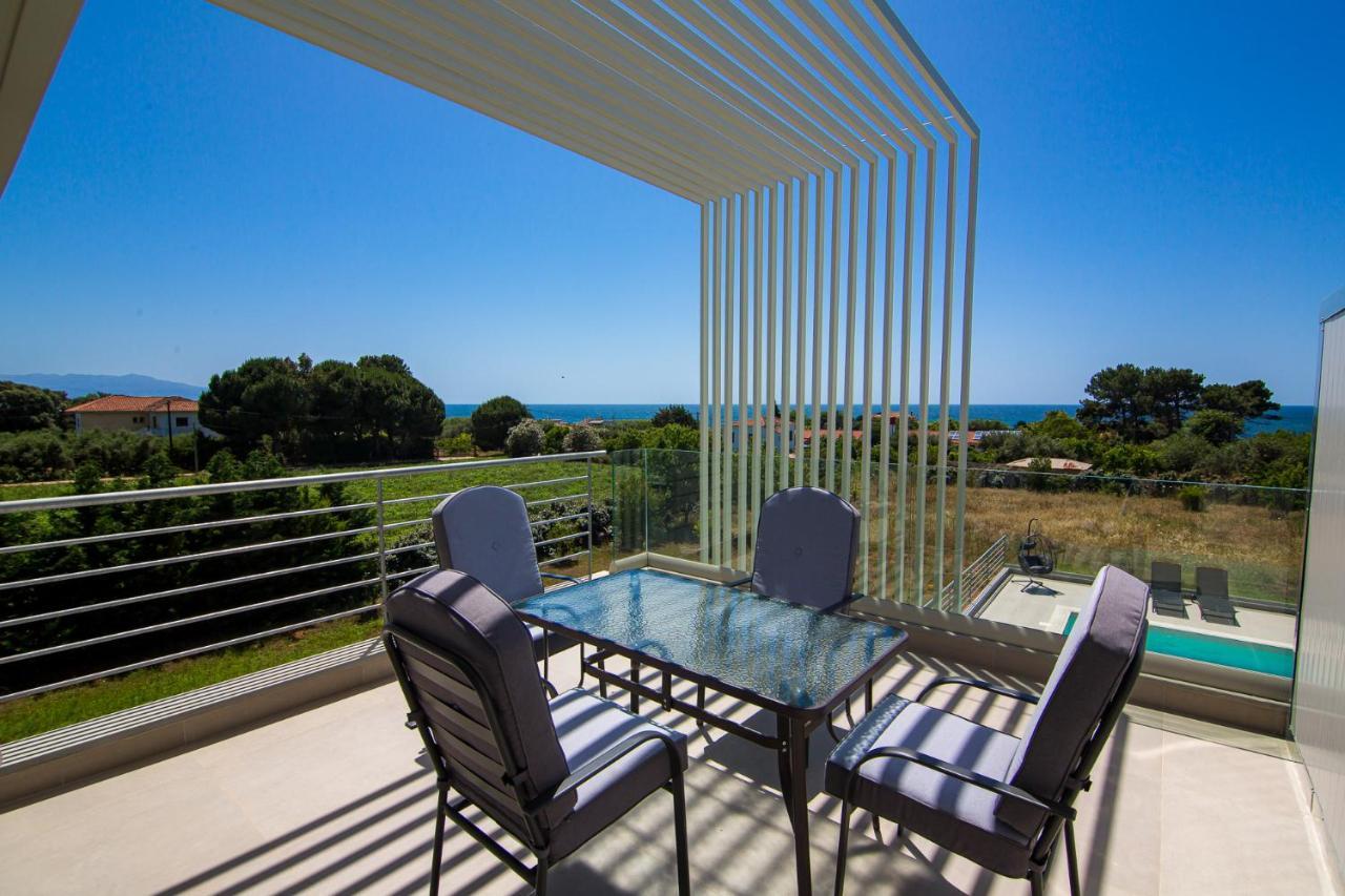Io Luxury Pool & Hot Tub Suites Preveza Exteriör bild